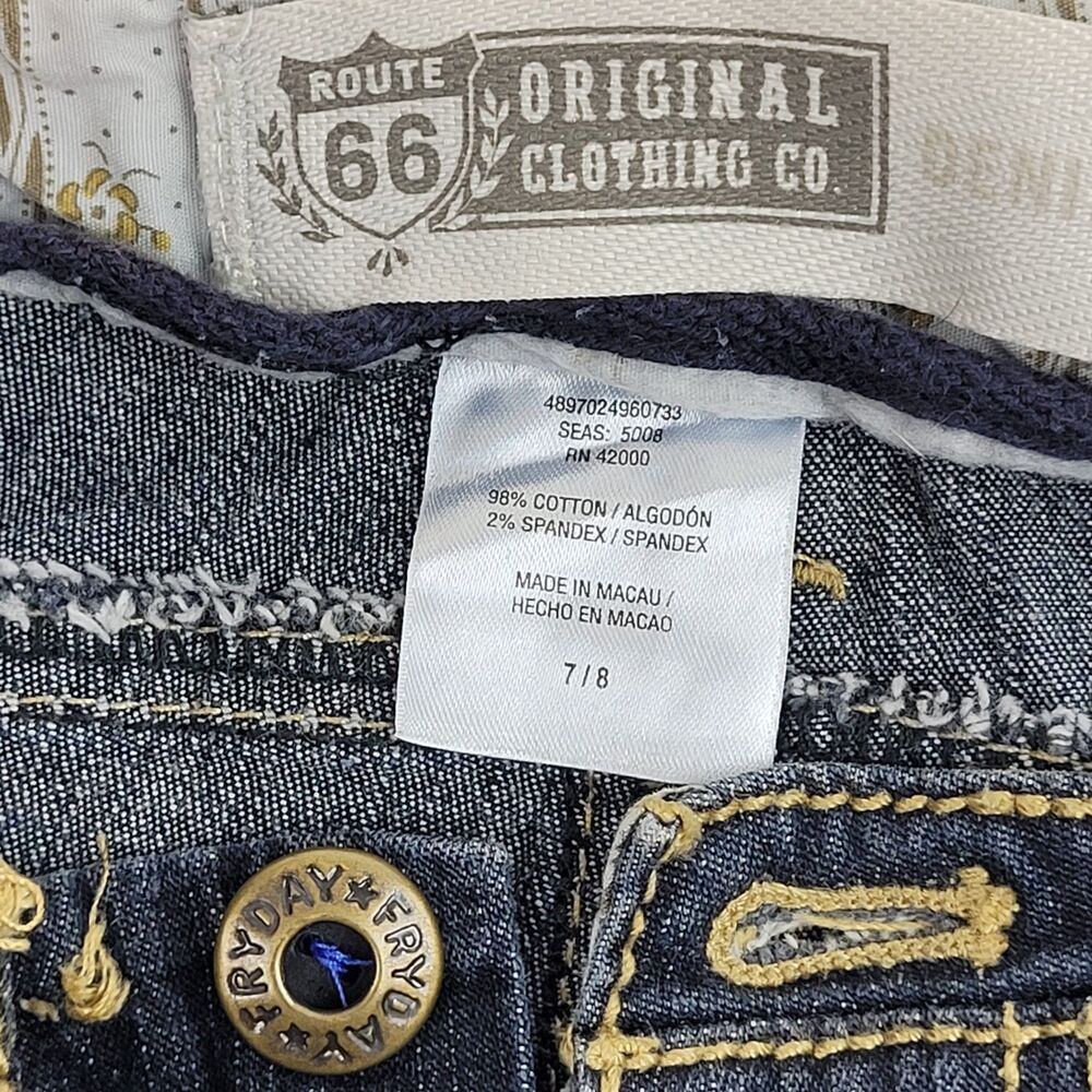 Route 66 Women's dark denim Bermuda cargo shorts Mid Rise Sz 7/8 casual summer - Picture 8 of 10